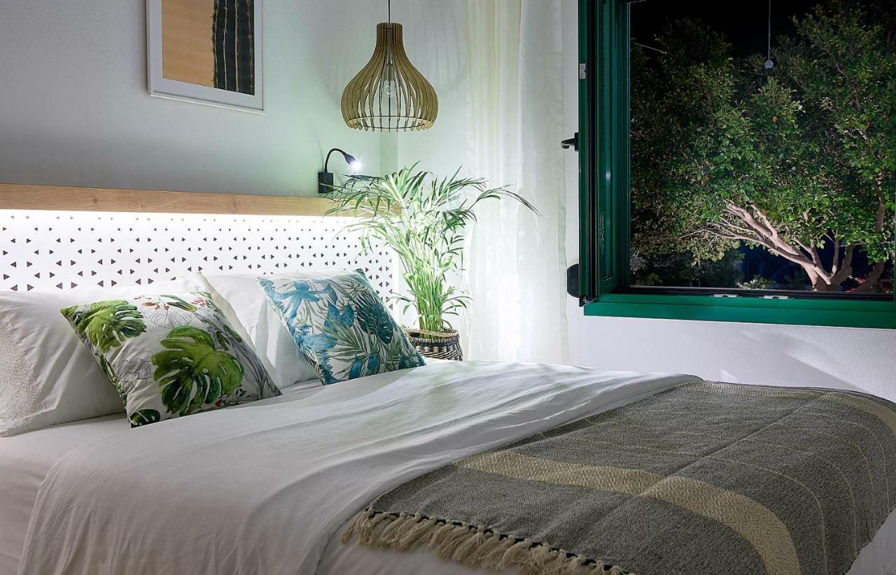 Beachfront Villa On Crete - Kirvas, Member Of Pelagaios Villas Koutsounari Exterior photo